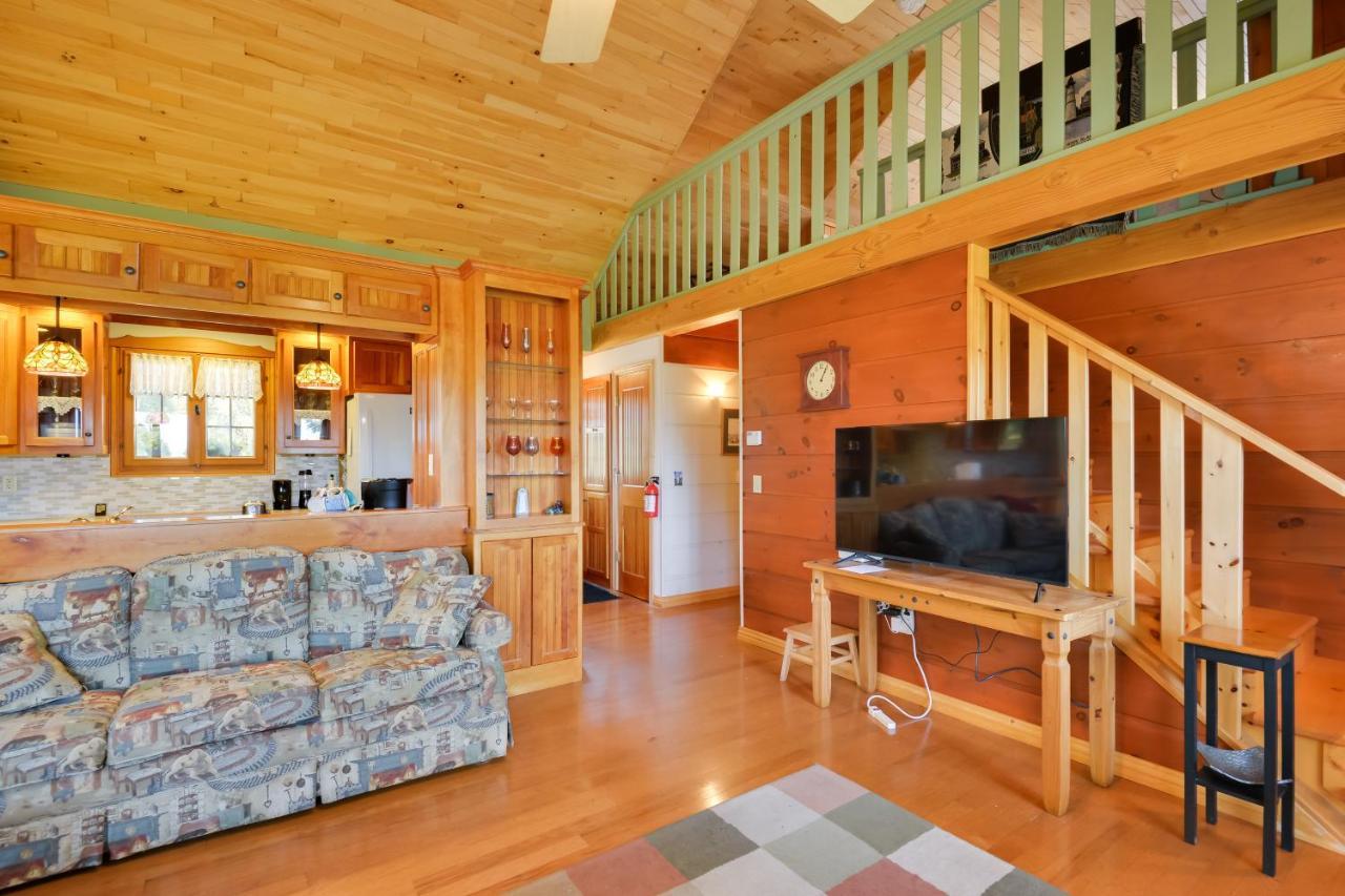 Warm And Cozy Clayton Cabin Near St Lawrence River! Eksteriør billede